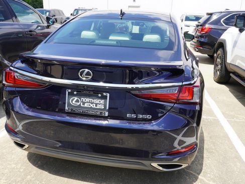 Certified 2024 Lexus ES 350 Ultra Luxury w/ Accessory Package (Z2) FWD image 6