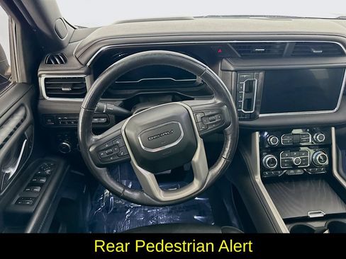 Used 2022 GMC Yukon XL Denali AWD/4WD image 31