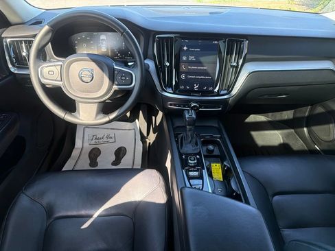 Used 2019 Volvo S60 T6 Momentum w/ Multimedia Package AWD/4WD image 27