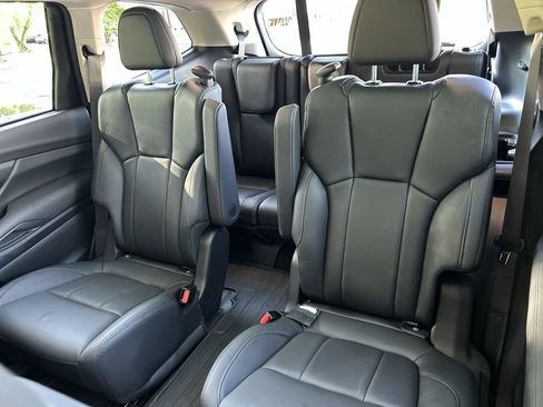 Used 2025 Subaru Ascent Bronze Edition w/ Onyx Package AWD/4WD image 23
