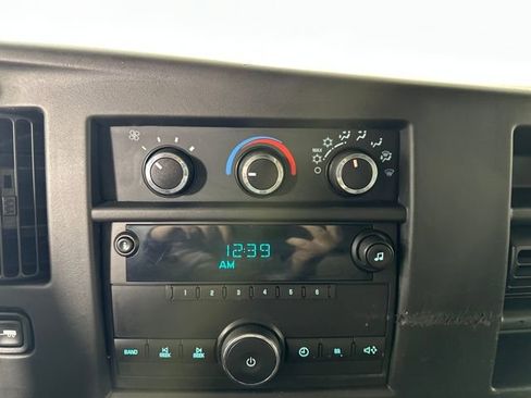 Used 2013 Chevrolet Express 1500 AWD image 22