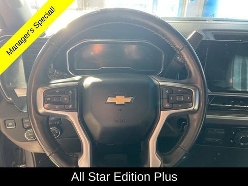 Used 2024 Chevrolet Silverado 1500 LT image 6
