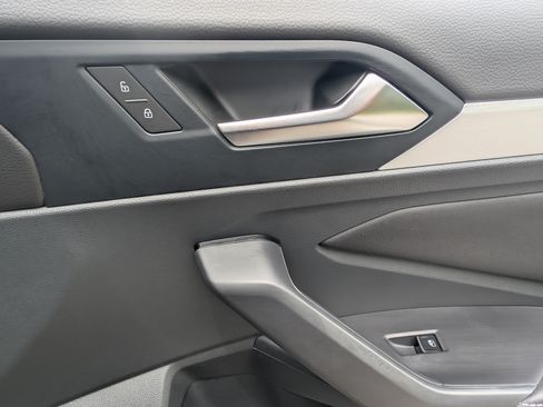 Used 2025 Volkswagen Jetta S FWD image 21