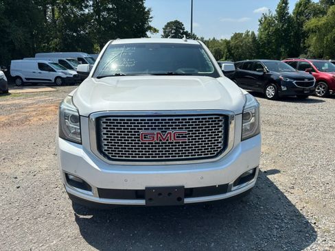 Used 2017 GMC Yukon Denali w/ Open Road Package AWD/4WD image 7
