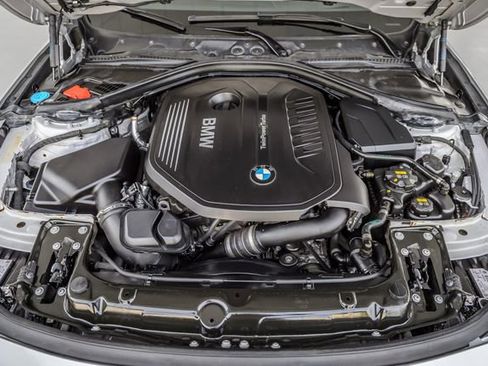 Used 2017 BMW 340i xDrive Sedan image 16