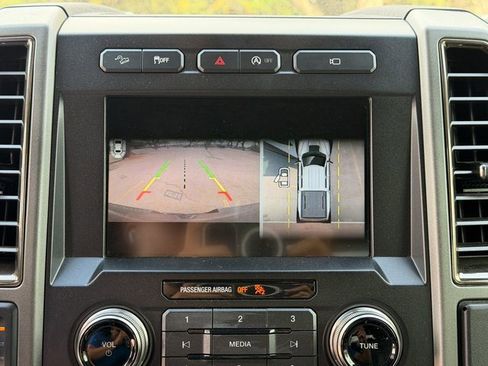 Used 2017 Ford F150 Raptor w/ Equipment Group 802A Luxury image 18