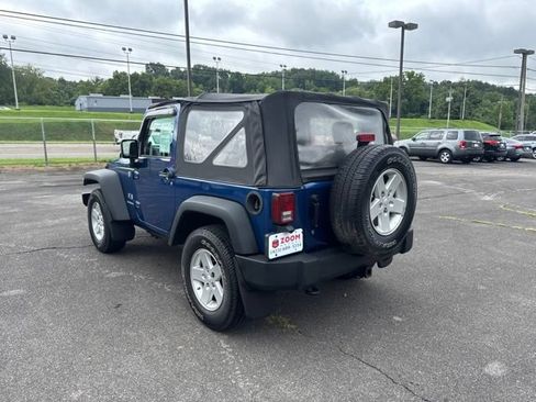 Used 2009 Jeep Wrangler X AWD/4WD image 6