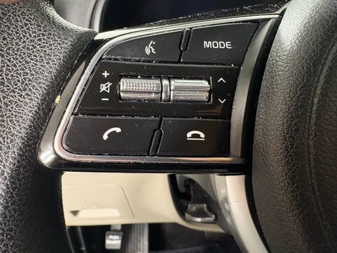 Used 2020 Kia Sportage LX image 23