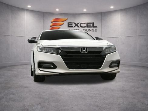 Used 2018 Honda Accord EX image 40