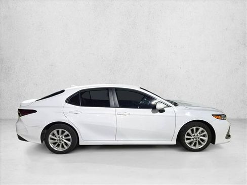 Certified 2024 Toyota Camry LE FWD image 4