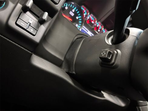 Used 2017 Chevrolet Tahoe LT image 30