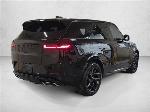 New 2026 Land Rover Range Rover Sport Dynamic SE image 5