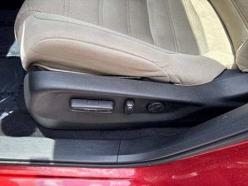 Used 2018 Honda CR-V EX image 70