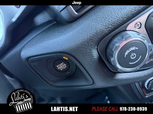 New 2026 Jeep Gladiator Sport image 17