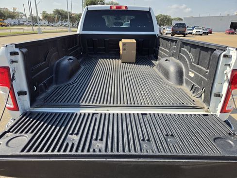 Used 2024 RAM 2500 Big Horn AWD/4WD image 29
