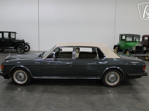 Used 1990 Rolls-Royce Silver Spur II image 12
