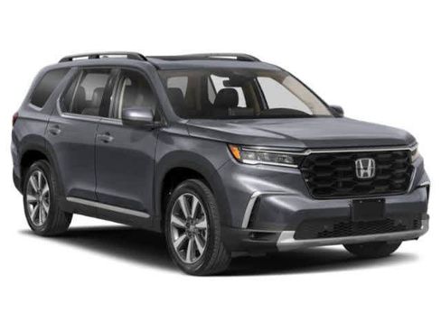 Used 2024 Honda Pilot Touring image 9