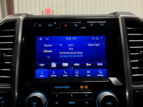 Used 2020 Ford F250 Platinum w/ Tremor Off-Road Package AWD/4WD image 41