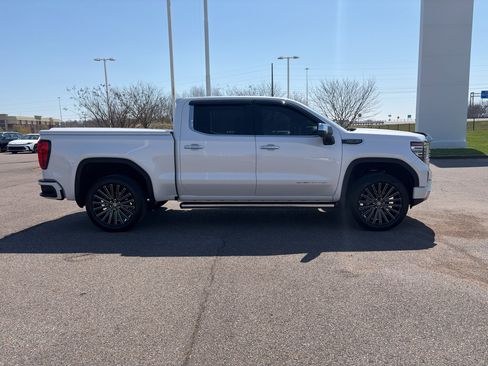 Used 2022 GMC Sierra 1500 Denali w/ Denali Reserve Package image 6