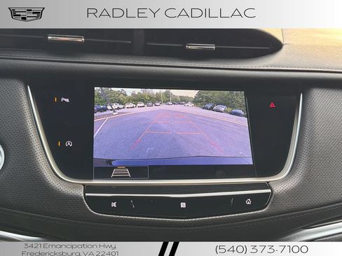 Used 2020 Cadillac XT5 Premium Luxury w/ LPO, Floor Liner Package AWD/4WD image 8