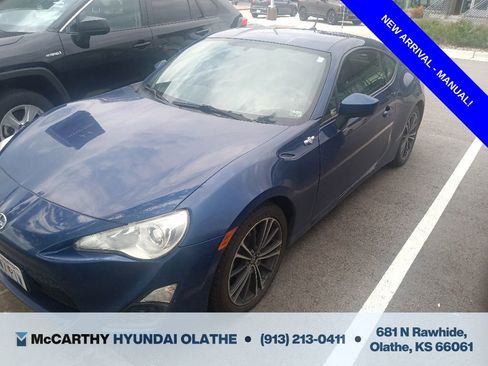 Used 2014 Scion FR-S RWD image 1