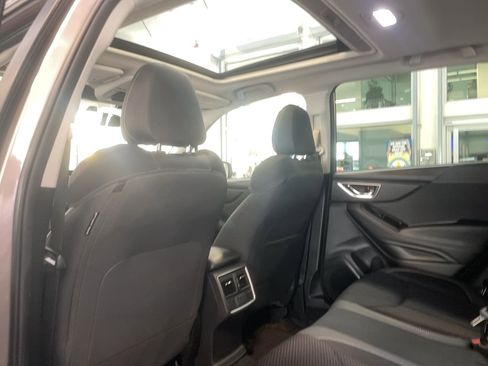 Used 2023 Subaru Forester Premium image 6