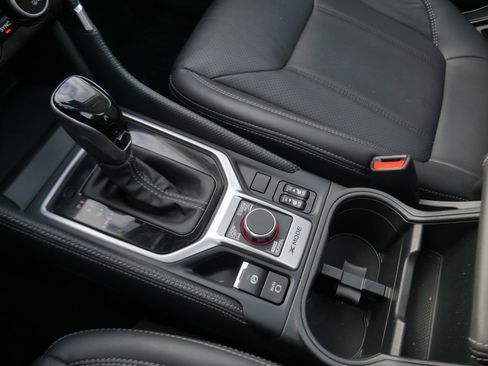 Used 2024 Subaru Forester Limited image 33