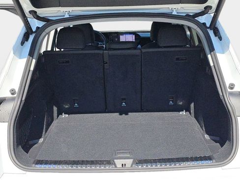 Certified 2025 Audi Q5 Premium w/ Convenience Package image 12