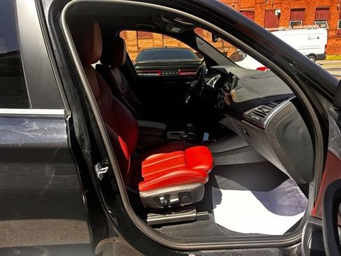 Used 2023 BMW X3 xDrive30i w/ Convenience Package AWD/4WD image 14