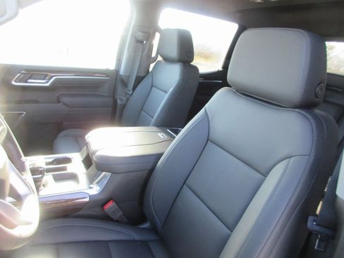 New 2026 GMC Sierra 1500 Elevation w/ Elevation Premium Package image 13