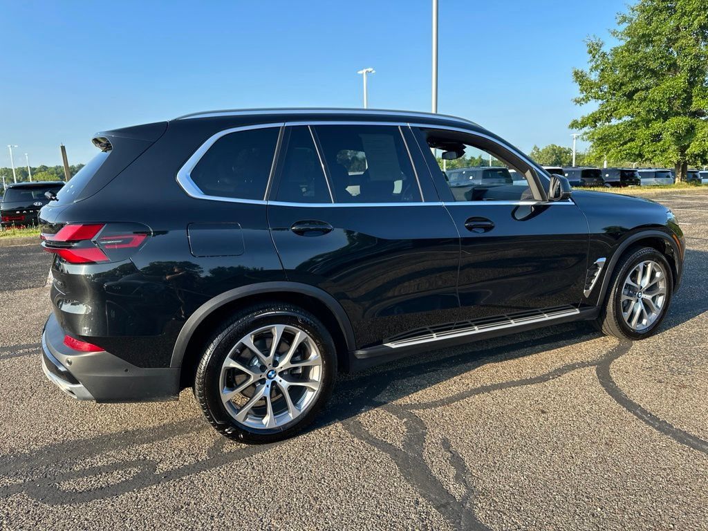 Used 2026 BMW X5 xDrive40i AWD/4WD image 14