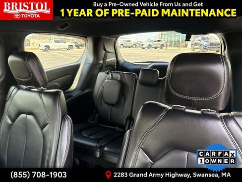 Used 2025 Chrysler Pacifica Select FWD image 18