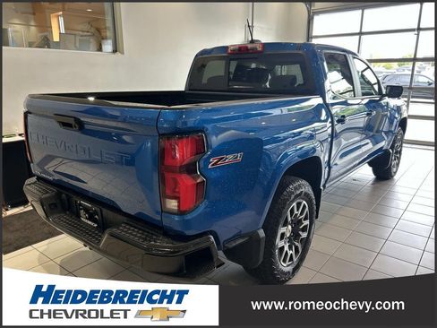 Used 2024 Chevrolet Colorado Z71 w/ Z71 Convenience Package 2 AWD/4WD image 4