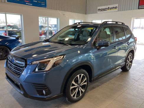 Used 2023 Subaru Forester Limited image 1