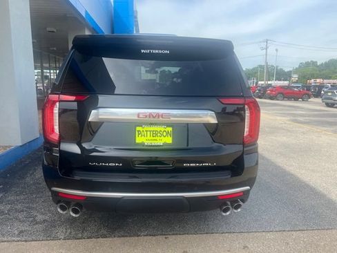Used 2022 GMC Yukon Denali RWD image 9