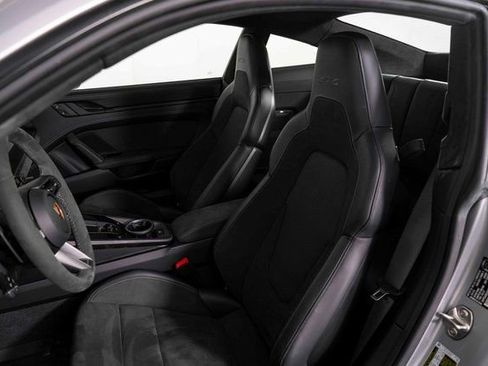 Used 2025 Porsche 911 Carrera GTS image 15