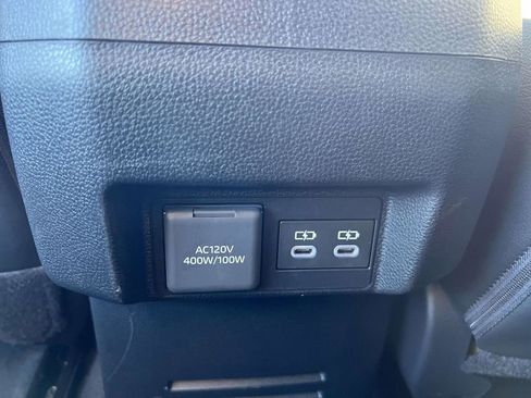 Used 2024 Toyota Tacoma TRD Sport image 21