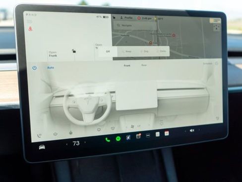 Used 2022 Tesla Model 3 Long Range AWD/4WD image 22