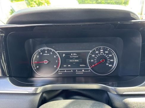 Used 2023 Kia Sorento LX AWD/4WD image 18