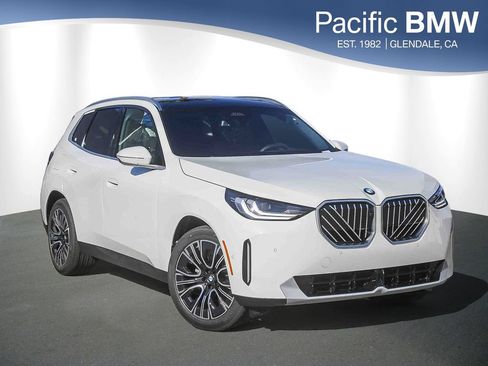 New 2026 BMW X3 xDrive30i w/ Premium Package AWD/4WD image 1