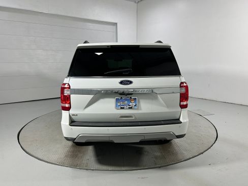 Used 2021 Ford Expedition XLT AWD/4WD image 32