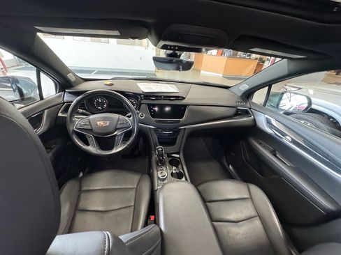 Used 2022 Cadillac XT5 Premium Luxury w/ Technology Package AWD/4WD image 14