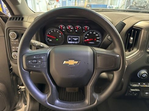 Used 2025 Chevrolet Silverado 2500 Custom w/ Custom Value Package image 13