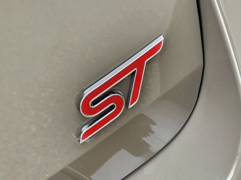 New 2026 Ford Explorer ST image 17