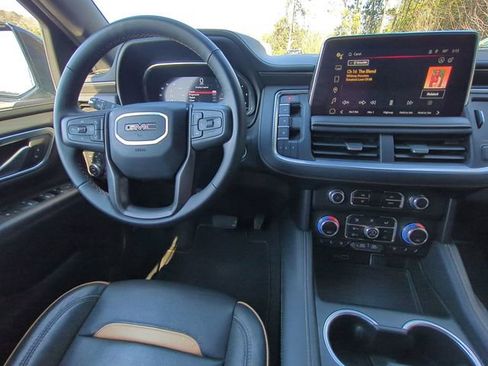 Used 2024 GMC Yukon XL AT4 w/ AT4 Premium Plus Package image 15