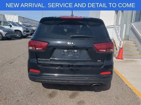 Used 2019 Kia Sorento L FWD image 5