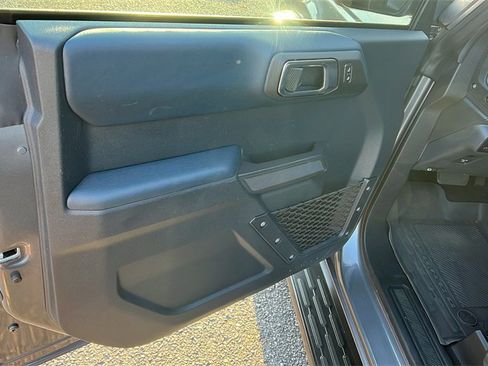Used 2024 Ford Bronco Outer Banks image 11
