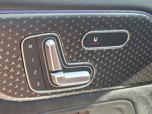 Certified 2024 Mercedes-Benz GLA 250 4MATIC image 25