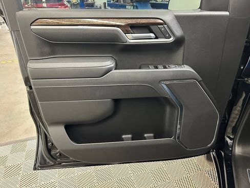 Used 2026 GMC Sierra 1500 SLE AWD/4WD image 22