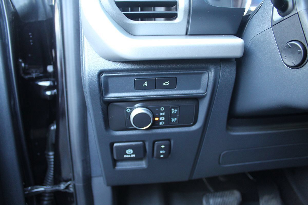 Used 2022 Ford Expedition XLT AWD/4WD image 30